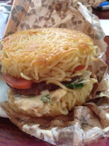 ramenburger_closeup